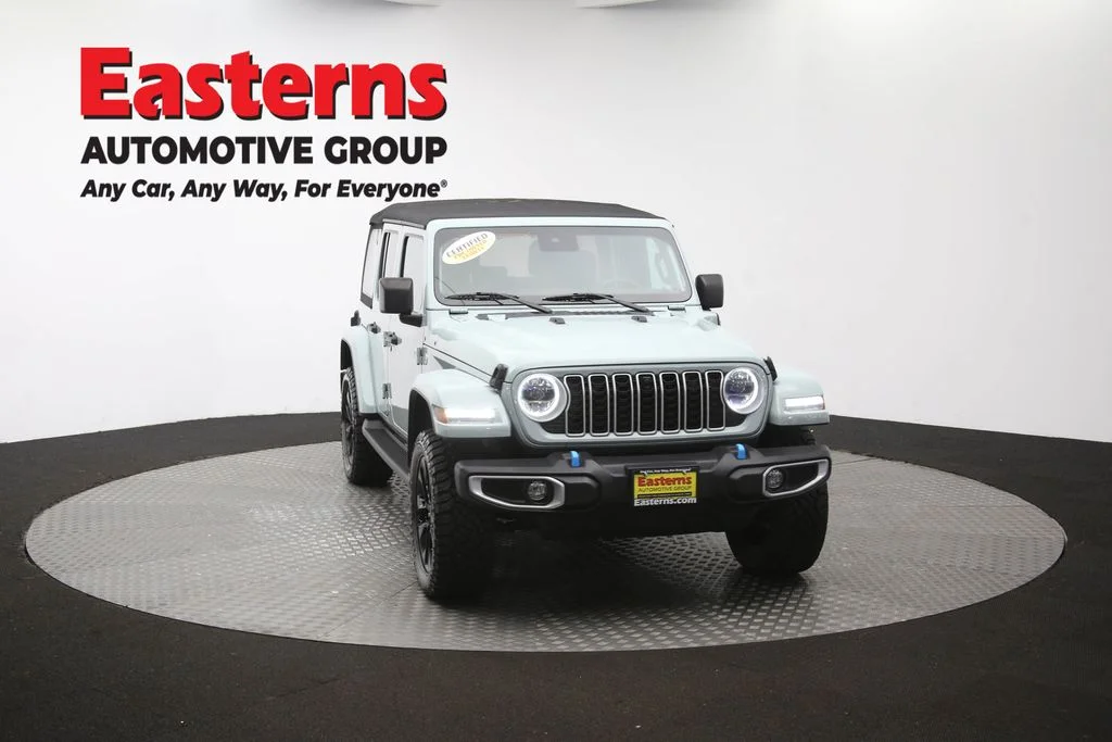 Used 2024 Gray Jeep Sahara 4xe image 51