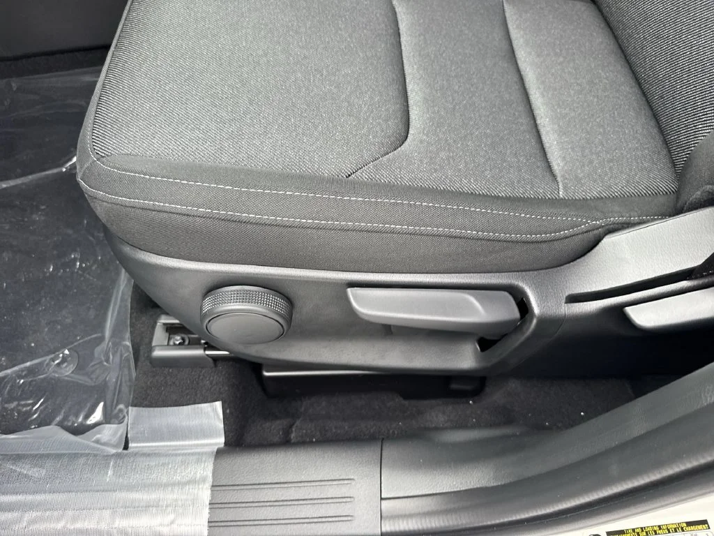 New 2026 White Metallic Mazda 2.5 S AWD image 40