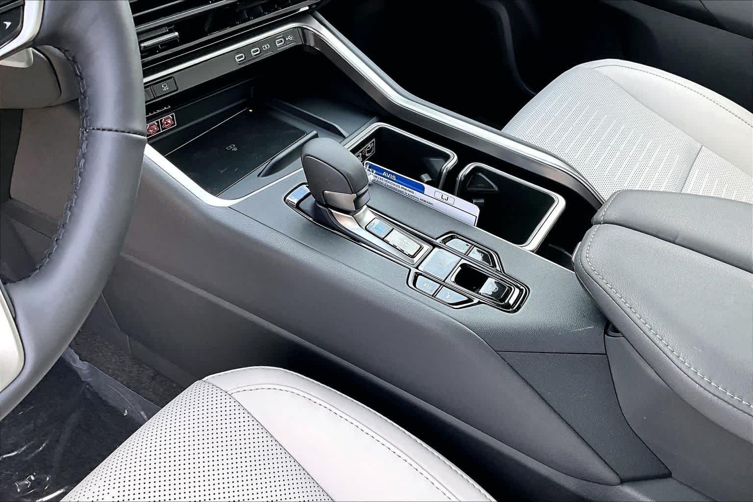 New 2026 Wind Chill Pearl Lexus PREMIUM AWD image 7
