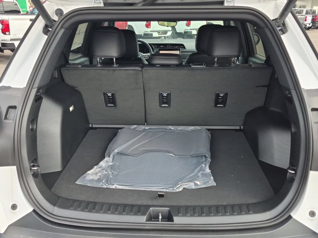 2027 GMC Terrain Elevation - Photo 25