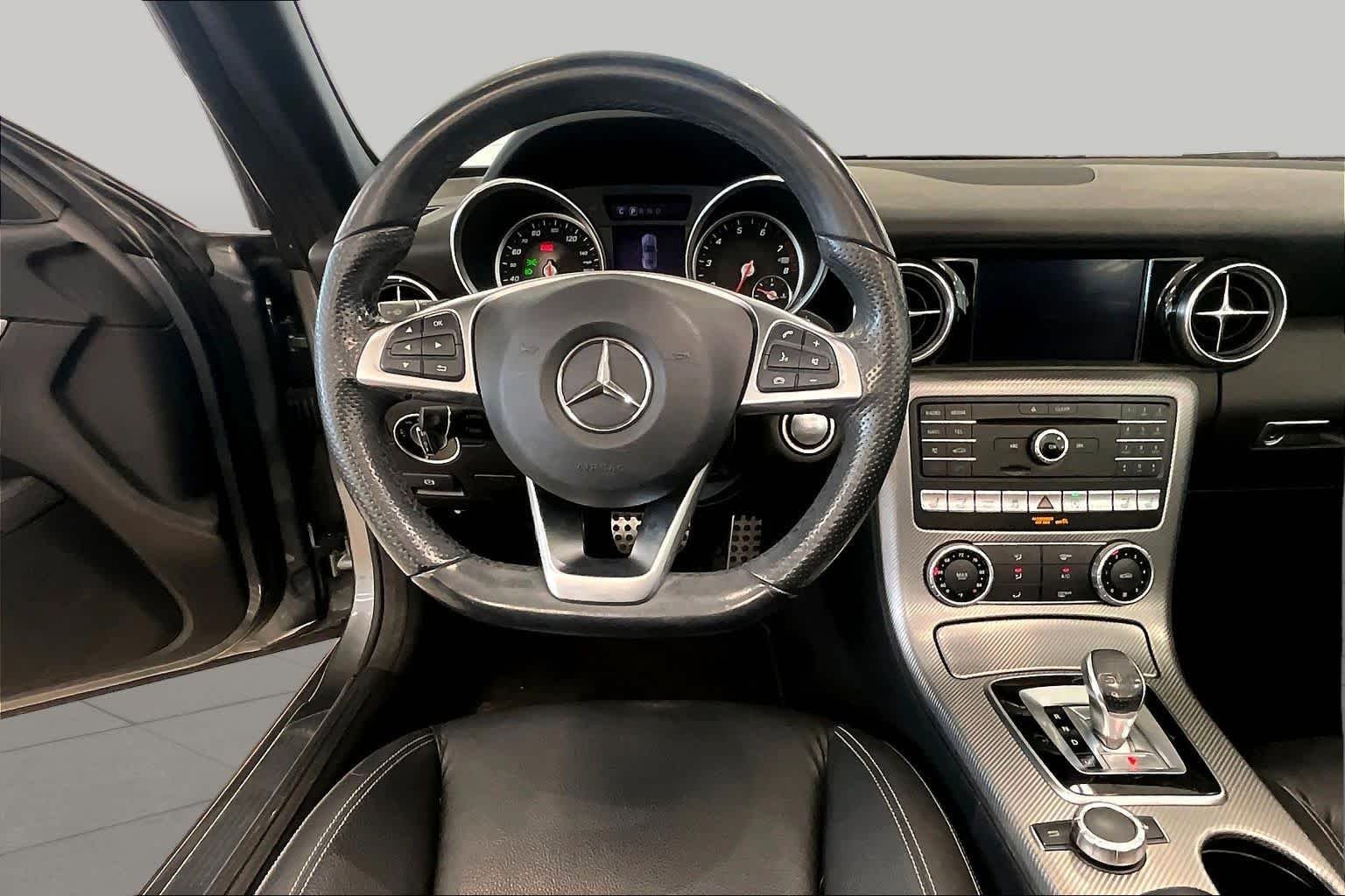 Used 2017 Selenite Grey Metallic Mercedes-Benz SLC 300 image 5