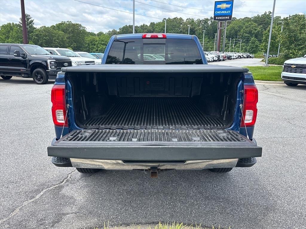 Used 2016 DEEP OCEAN BLUE METALLIC Chevrolet LTZ image 25