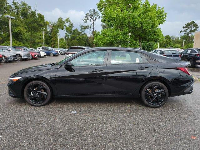 New 2026 Black Hyundai SEL Sport image 8
