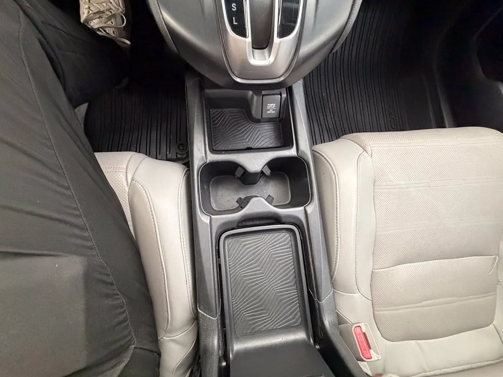 Used 2017 Silver Honda EX-L image 13