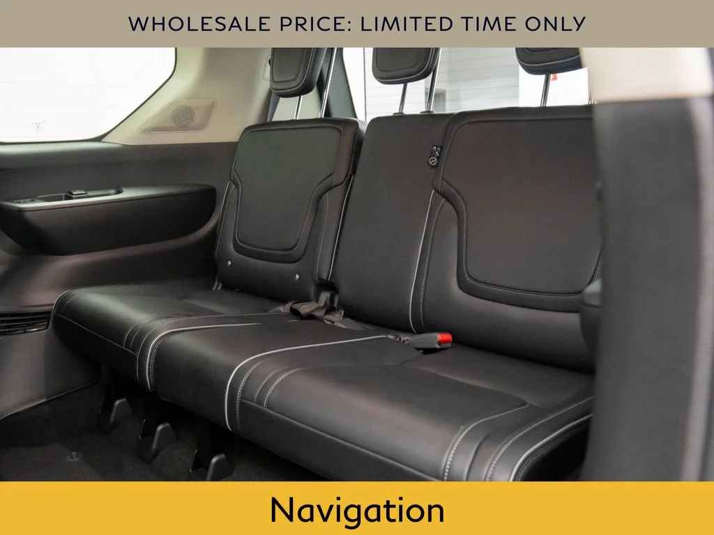 Used 2026 Black INFINITI LUXE image 17