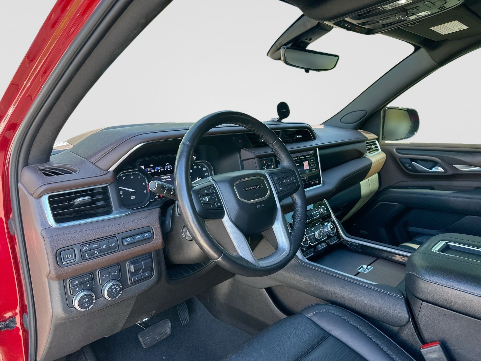 2021 GMC Yukon XL Denali - Photo 10