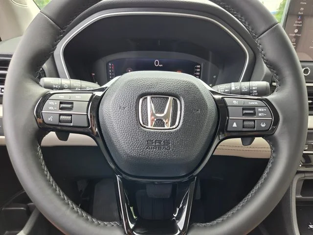 New 2026 Platinum White Pearl Honda EX-L image 18