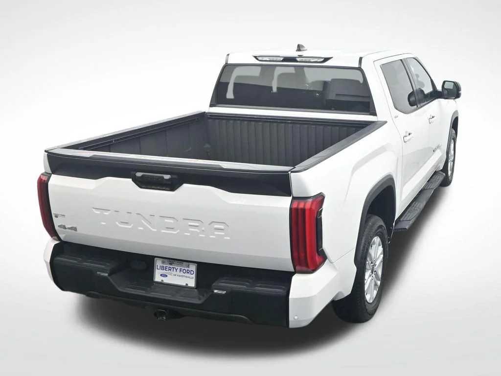 Certified Used 2024 Ice Toyota SR5 image 28