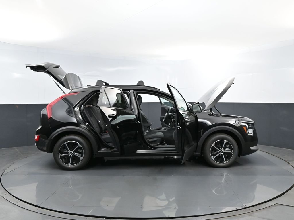 New 2026 Aurora Black Pearl Kia LX image 28