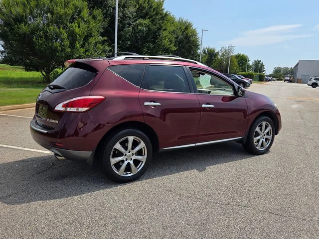 Used 2012 Red Nissan LE image 15
