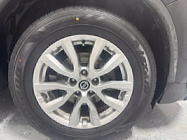 Used 2020 Black Nissan SV image 4