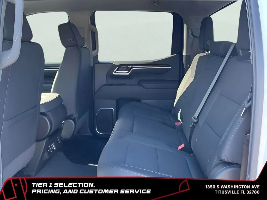 New 2026 Summit White GMC SLE image 25