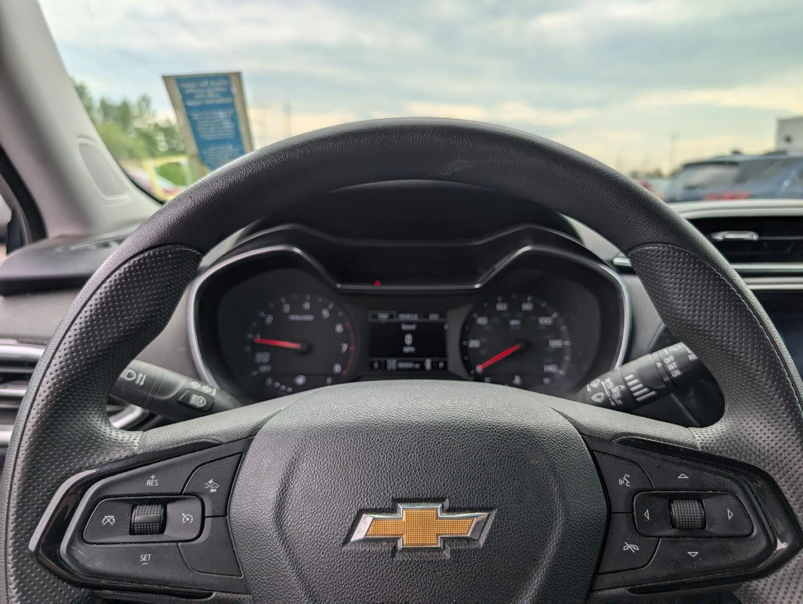 Used 2022 Blue Glow Metallic Chevrolet LT image 15