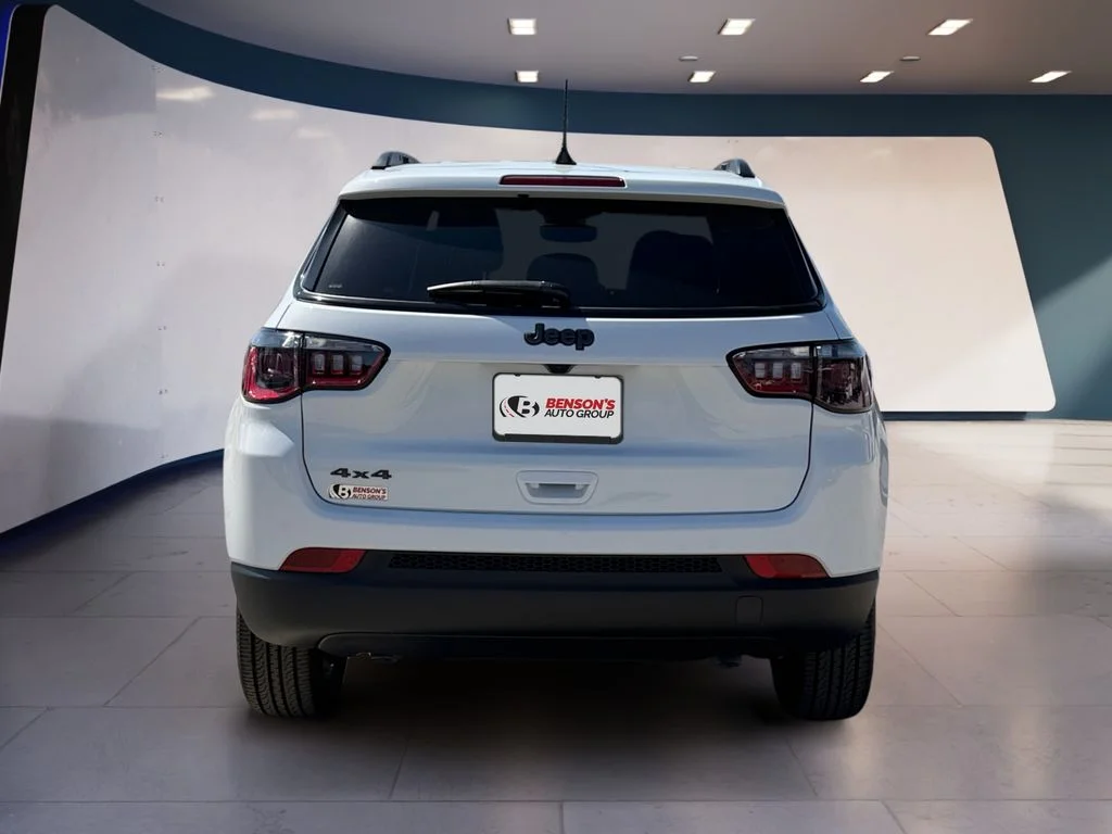New 2026 White Jeep Latitude image 4