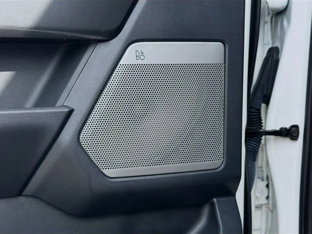 Used 2023 White Metallic Ford LARIAT image 23