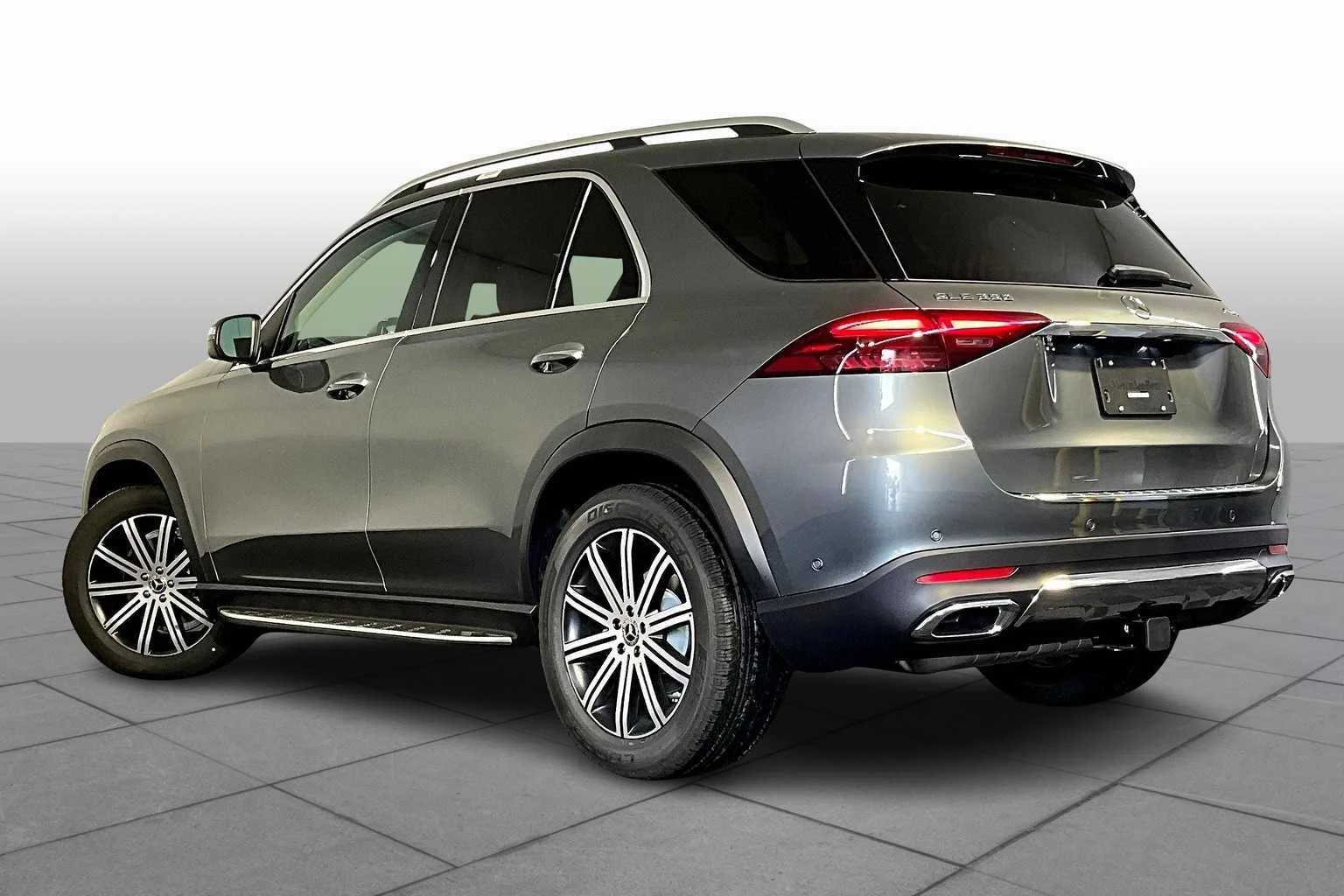 Certified Used 2026 Selenite Grey Metallic Mercedes-Benz GLE 350 image 3