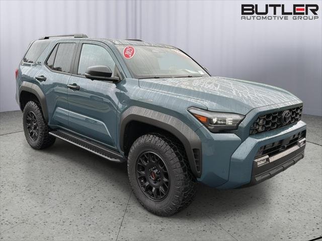 Certified Used 2025 EVEREST Toyota  image 8