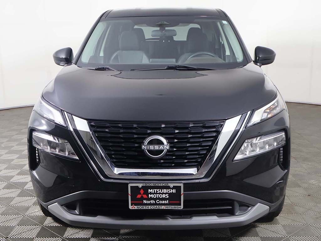 Used 2023 Black Nissan SV image 10