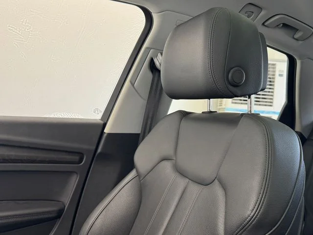 Used 2020 Black Metallic Audi 55 Premium Plus image 35