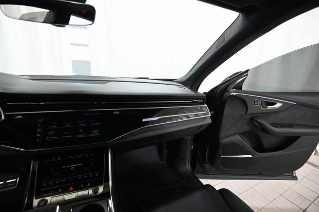 2024 Audi RS Q8 Base - Photo 29