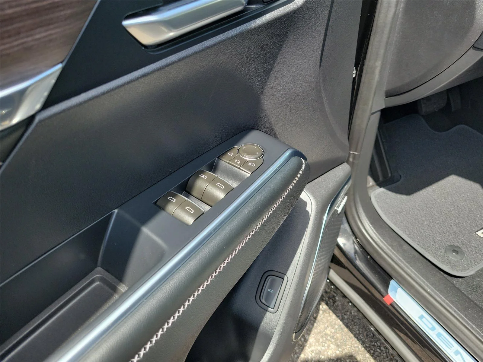 New 2026 Ebony Twilight Metallic GMC Denali image 23