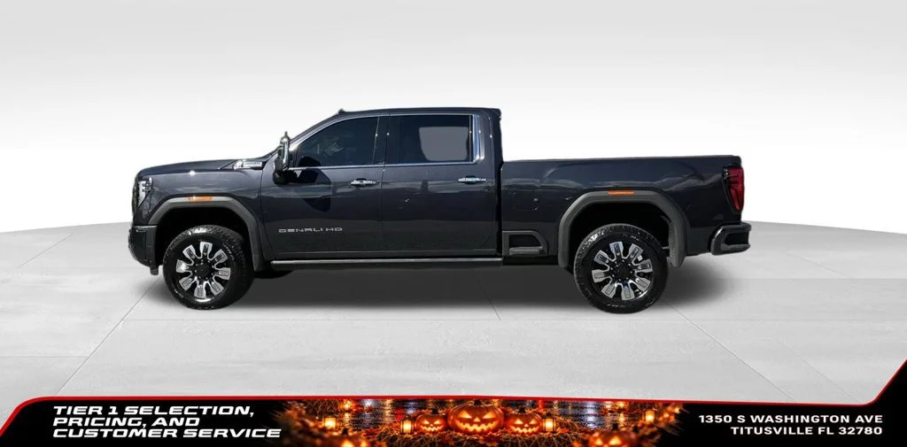 Used 2025 Titanium Rush Metallic GMC Denali image 4