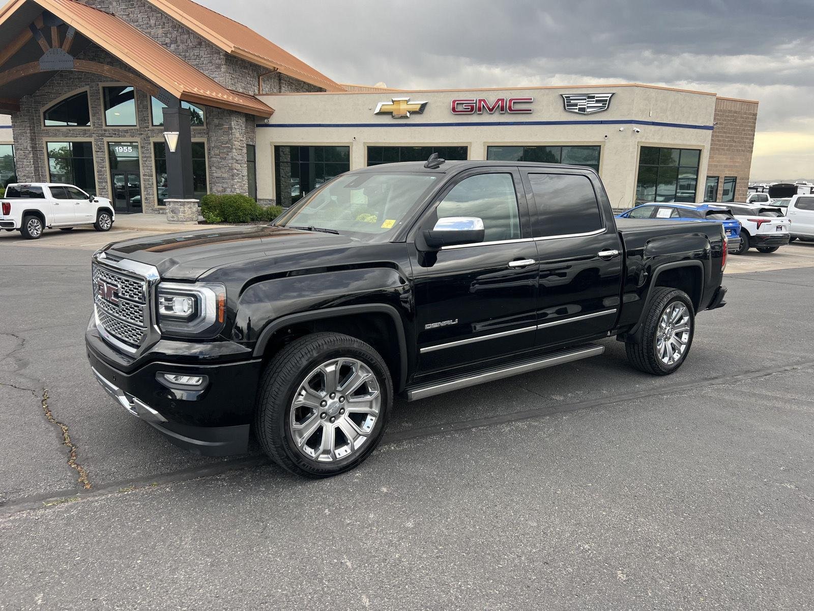 2018 GMC Sierra 4WD Crew Cab Short Box's photo