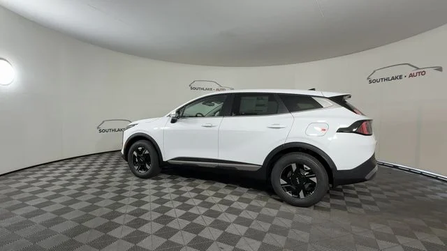 New 2026 Glacial White Pearl Kia LX image 6