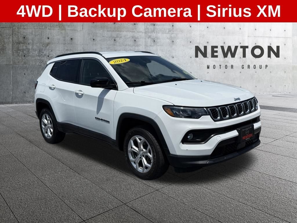 Used 2024 White Jeep Latitude image 1