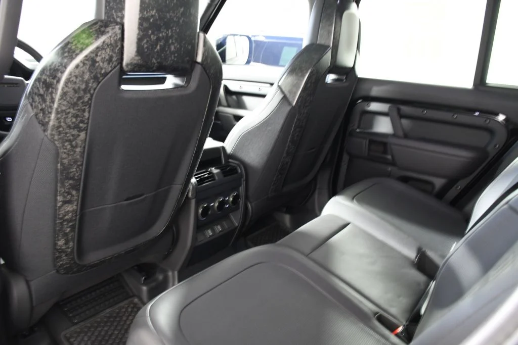 Used 2026 Narvik Black Land Rover OCTA image 27