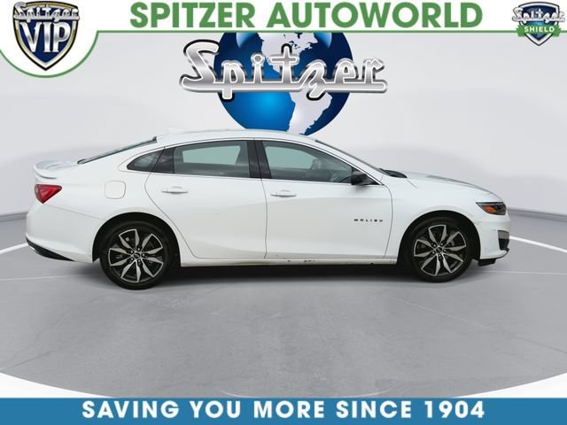 Used 2023 SUMMIT WHITE Chevrolet RS image 10