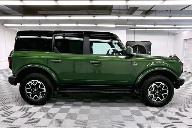 2025 Ford Bronco 4-Door Outer Banks - Photo 14