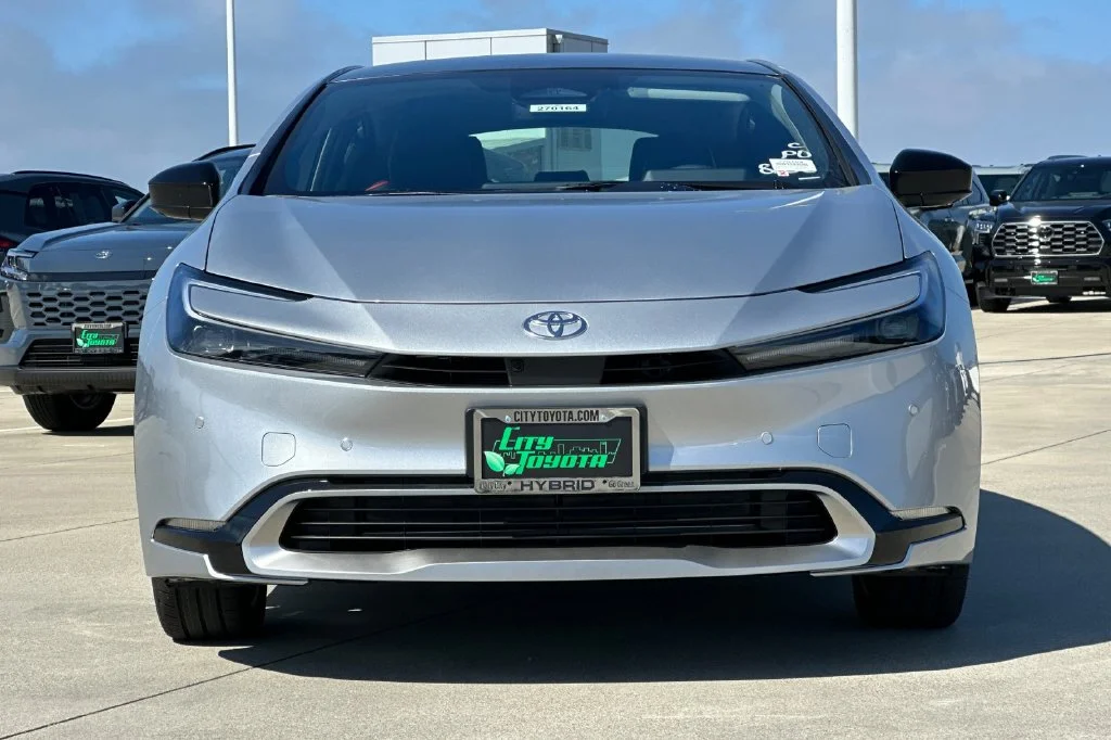 New 2027 Cutting Edge Toyota  XSE Premium image 9