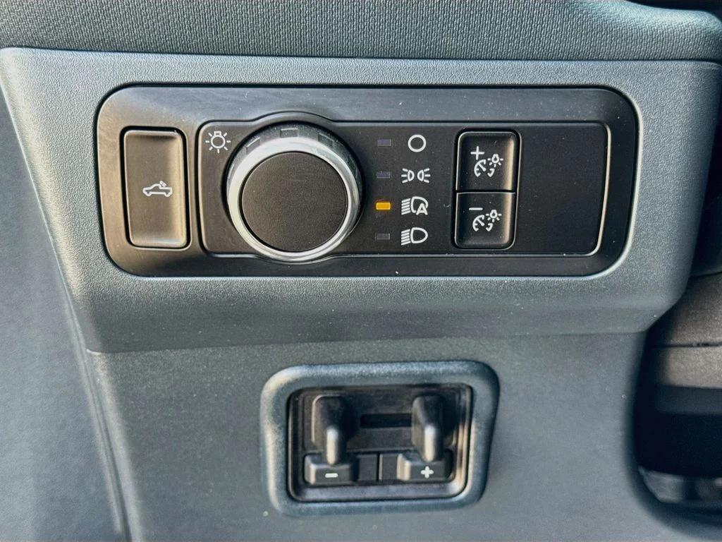 Used 2024 White Ford XL image 10