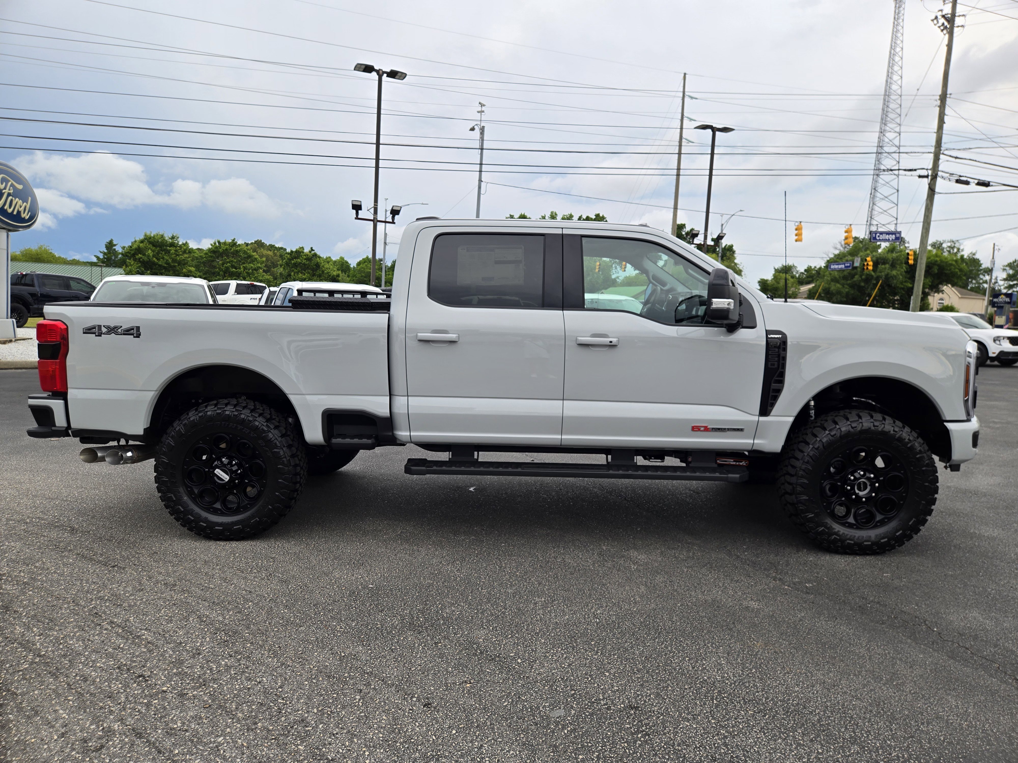 New 2026 Avalanche Ford F-250® Lariat® image 6