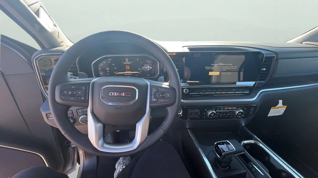 2026 GMC Sierra 1500 SLT - Photo 15