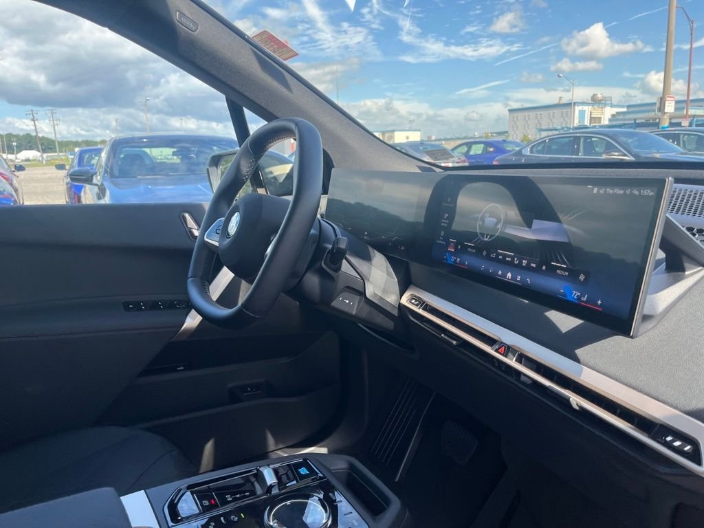 Certified Used 2026 Storm Bay Metallic BMW xDrive60 image 27