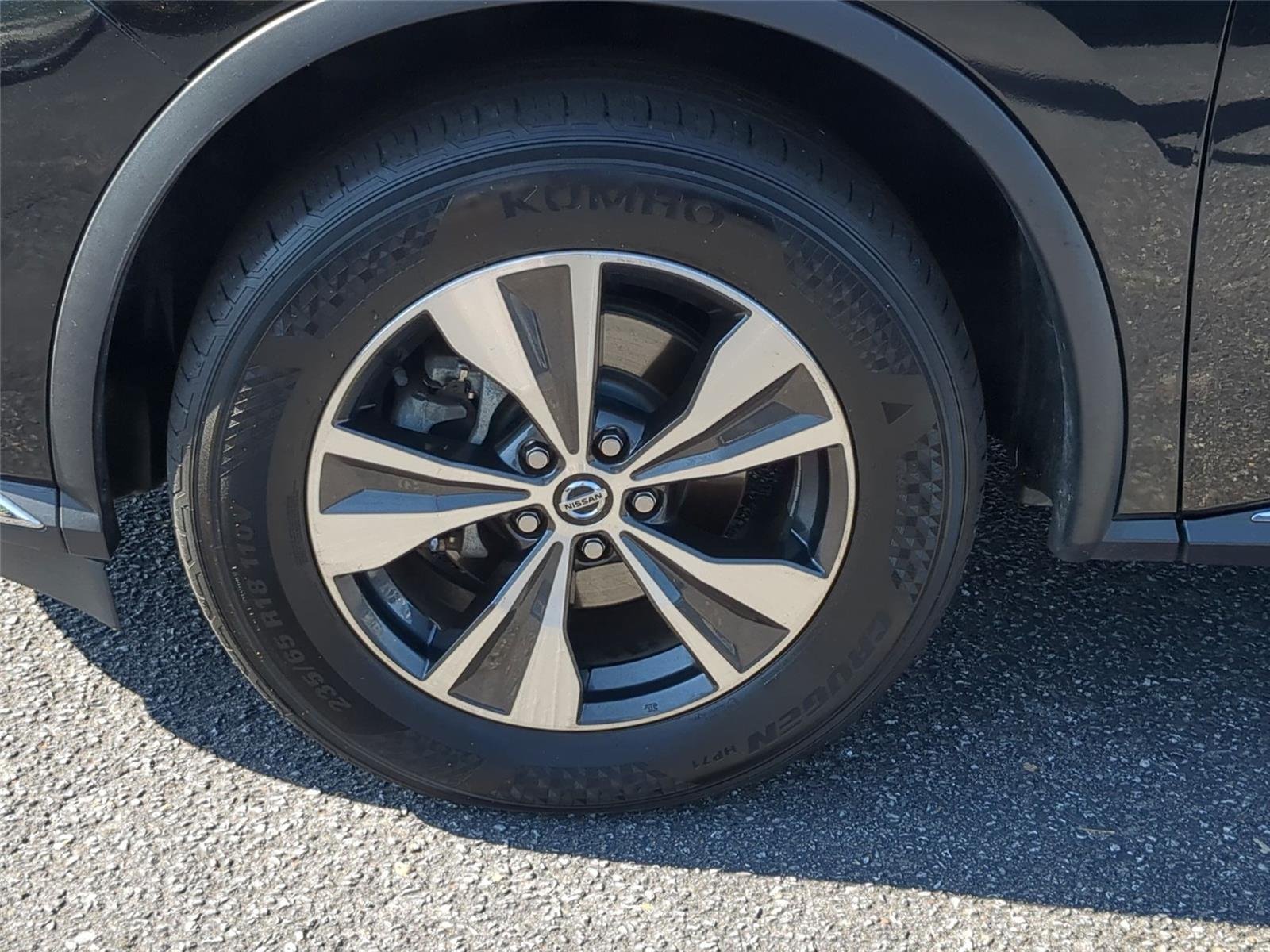 Used 2021 Magnetic Black Pearl Nissan SV image 10
