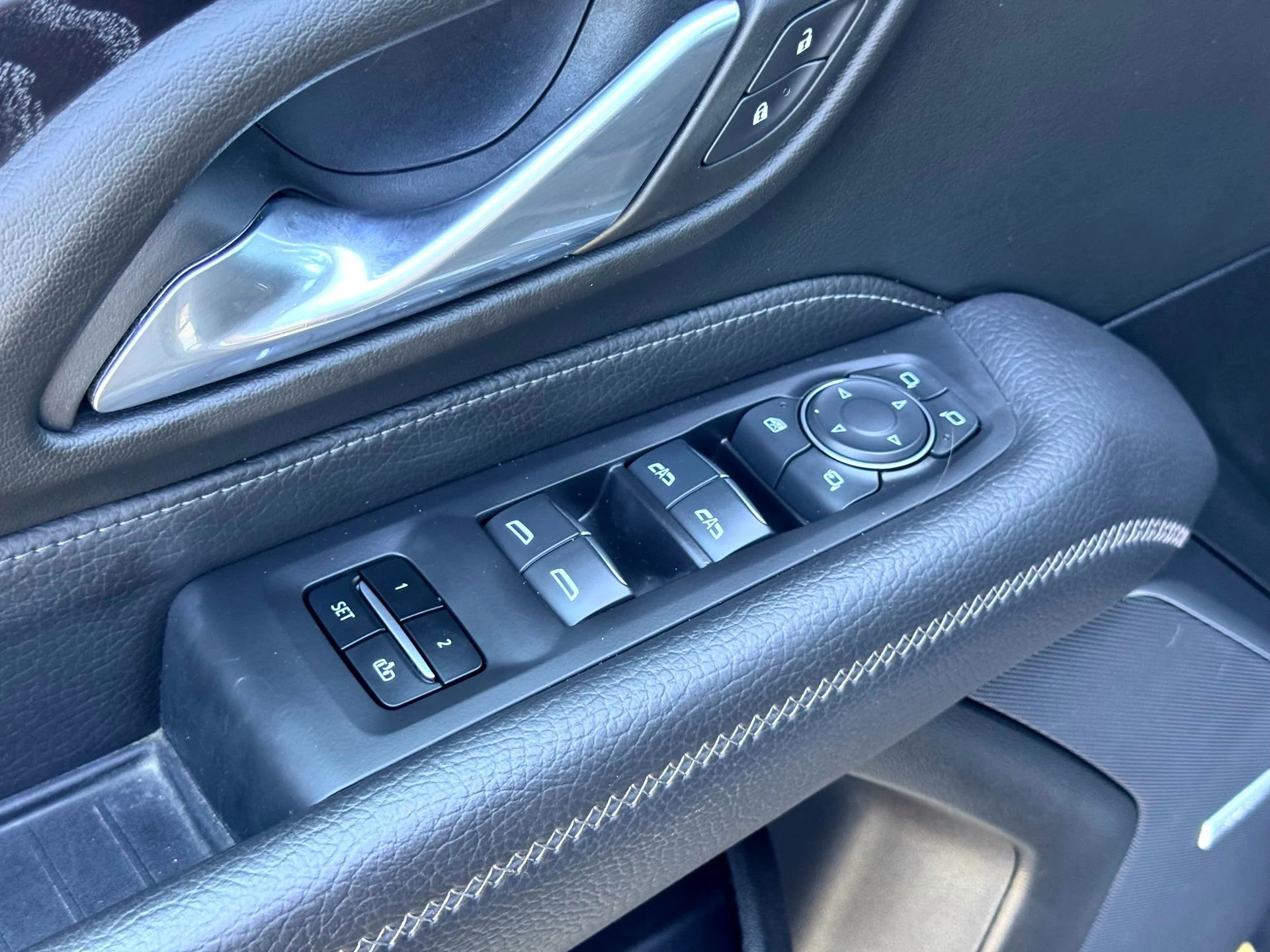 Used 2024 Sterling Metallic GMC Denali image 16