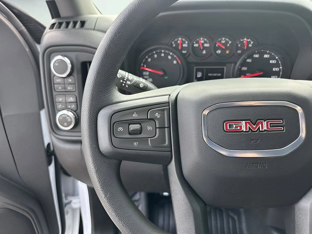 2025 GMC Sierra 1500 Pro - Photo 17