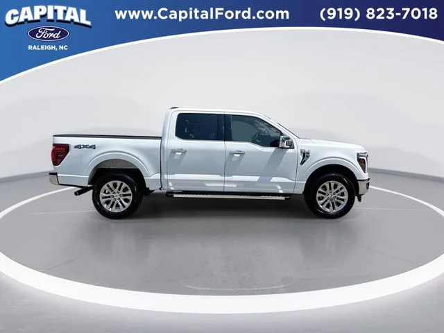 Used 2026 White Ford Lariat image 9