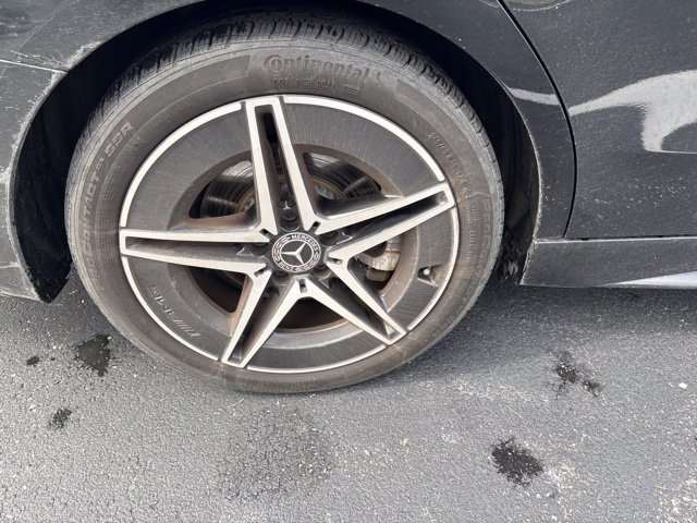 Used 2023 Black Mercedes-Benz C 300 image 9