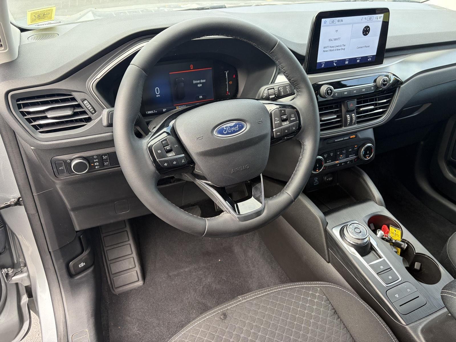 Used 2023 Iconic Silver Ford Active image 7