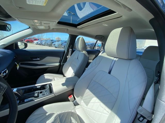 New 2026 Atlantic Gray Metallic Nissan SL image 23
