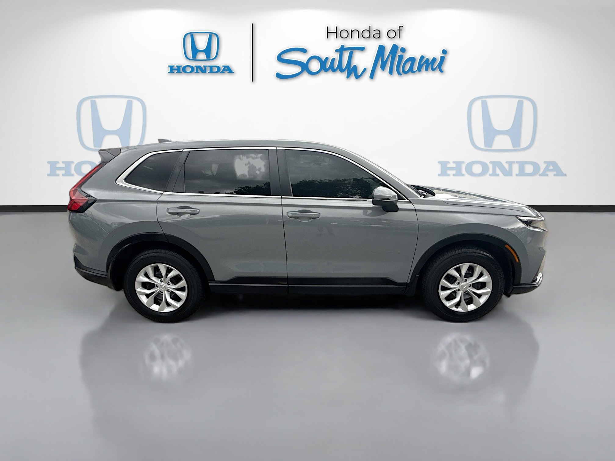 2025 Honda CR-V LX - Photo 8