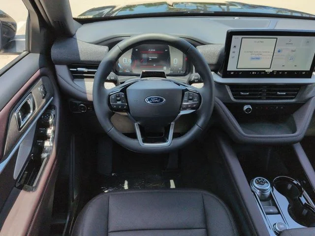 New 2026 Agate Black Metallic Ford Platinum™ image 16