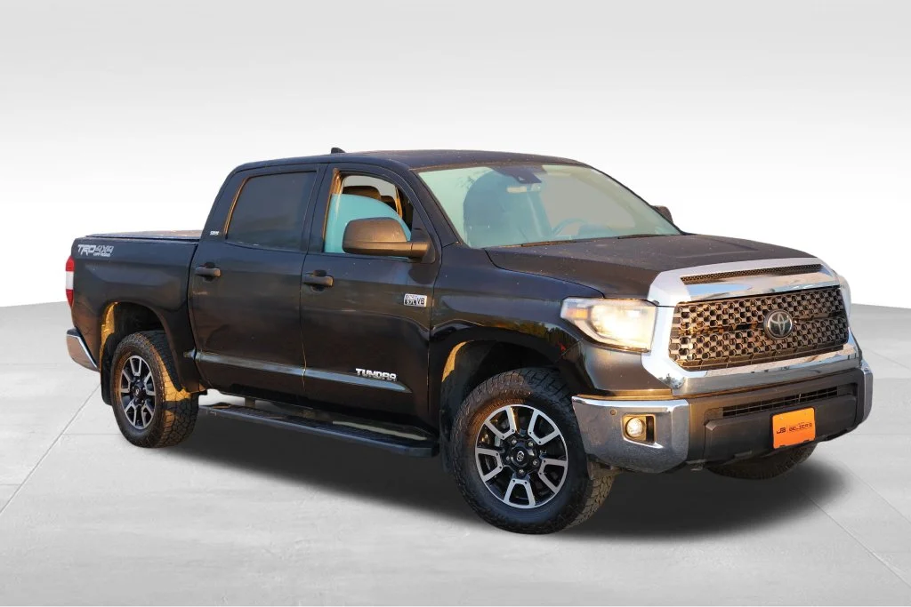 Used 2021 Midnight Black Metallic Toyota SR5 image 1