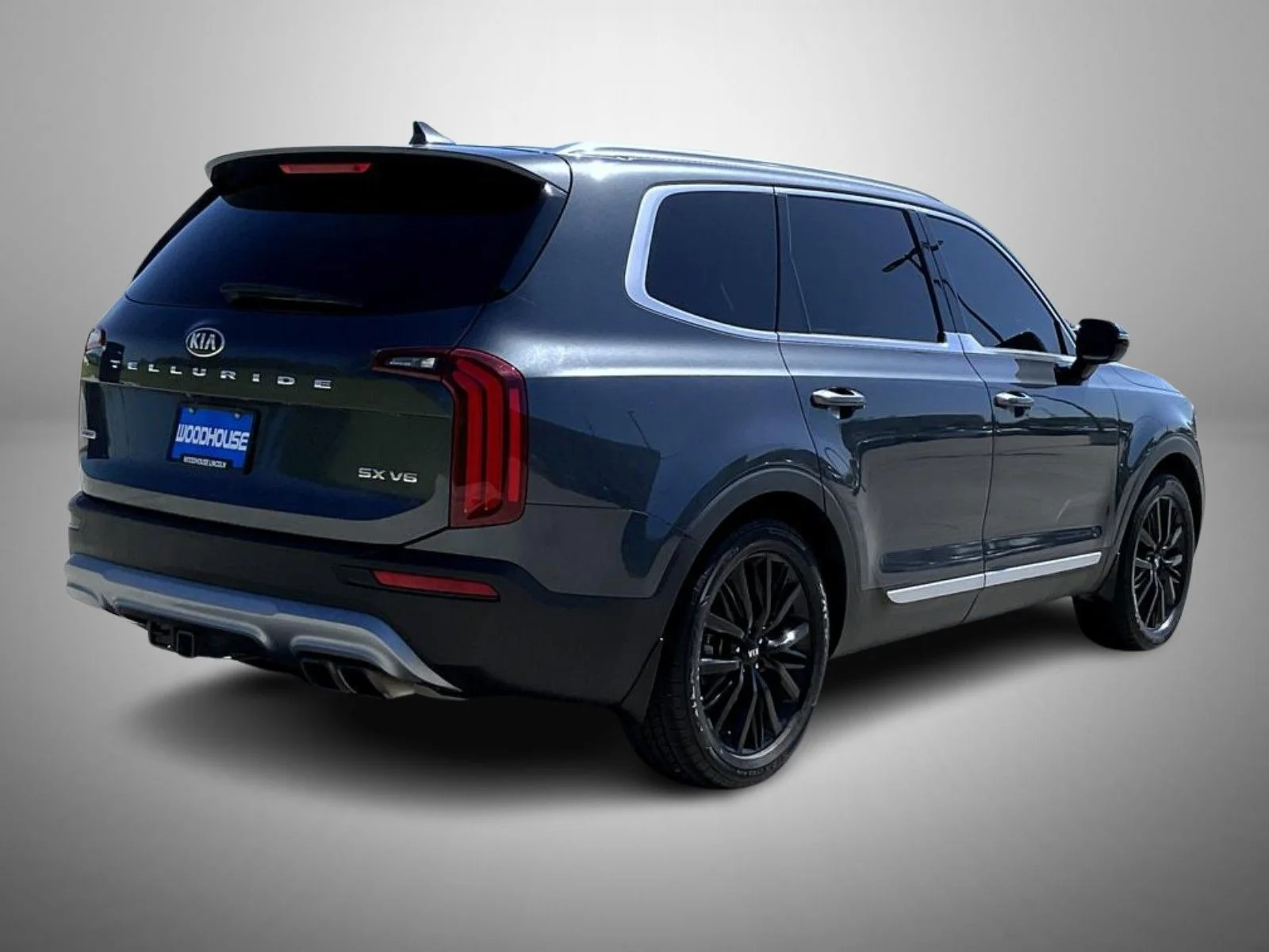 Used 2020 Gray Kia SX image 5