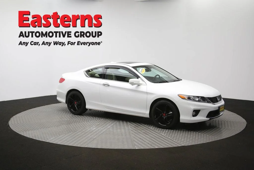 Used 2015 White Honda EX-L image 47
