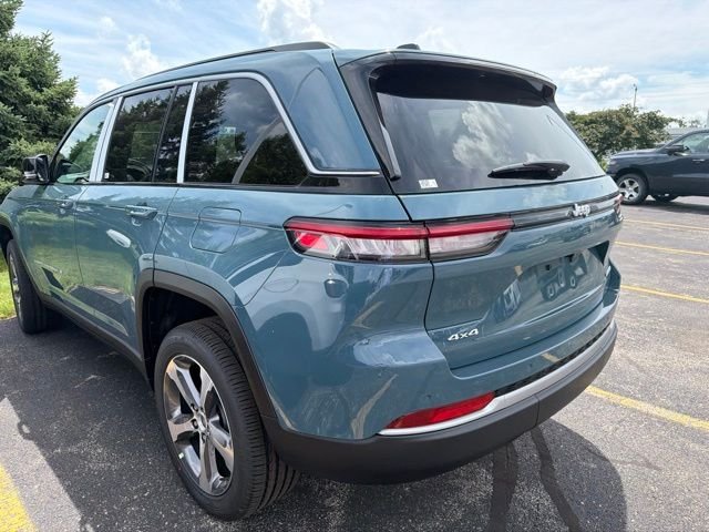 New 2026 Steel Blue Exterior Paint Jeep Limited image 5